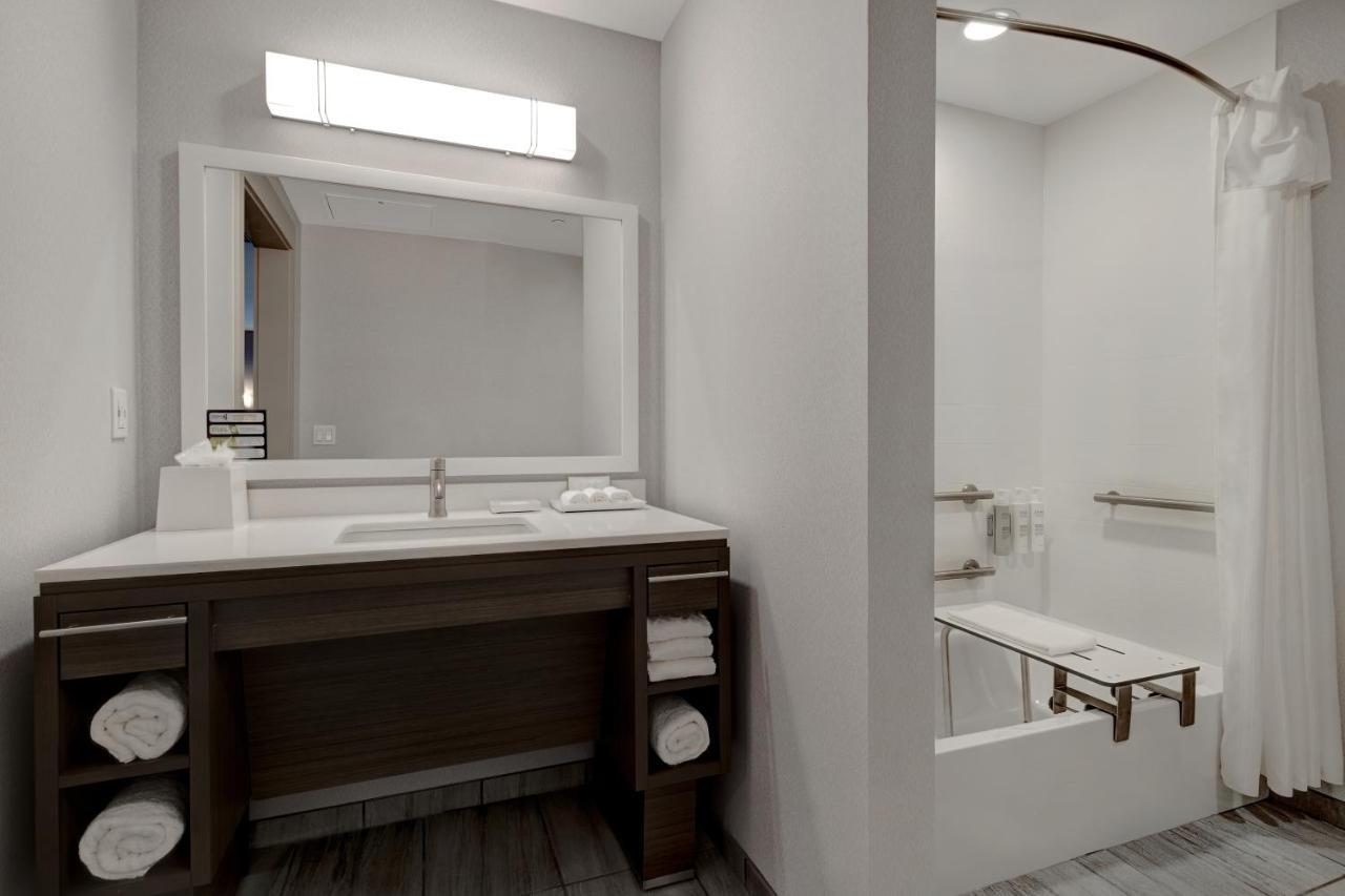 Home2 Suites By Hilton Петалума Екстериор снимка